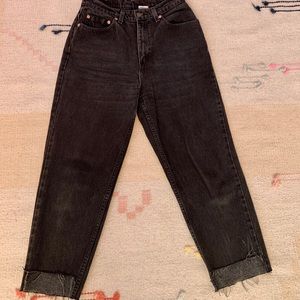 Vintage Levi’s 521 Tapered Fit Jean